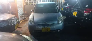 Mazda Verisa 2010 Blue