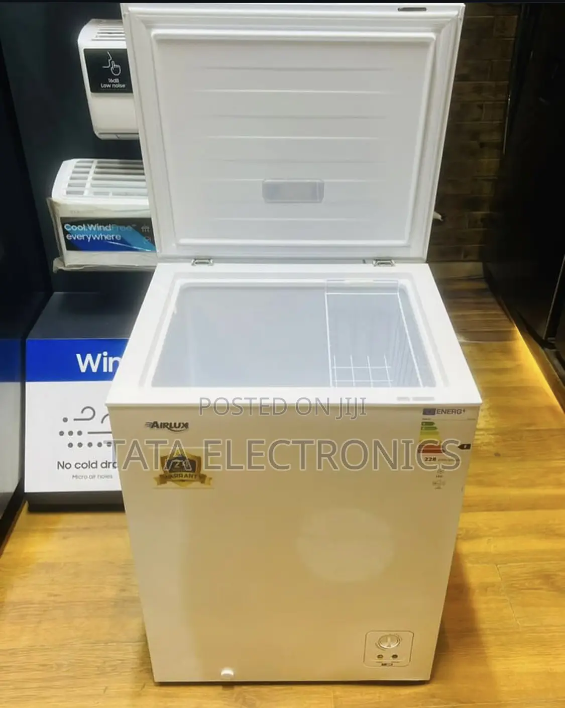 Airlux 150 Liters Deep / Chest Freezer