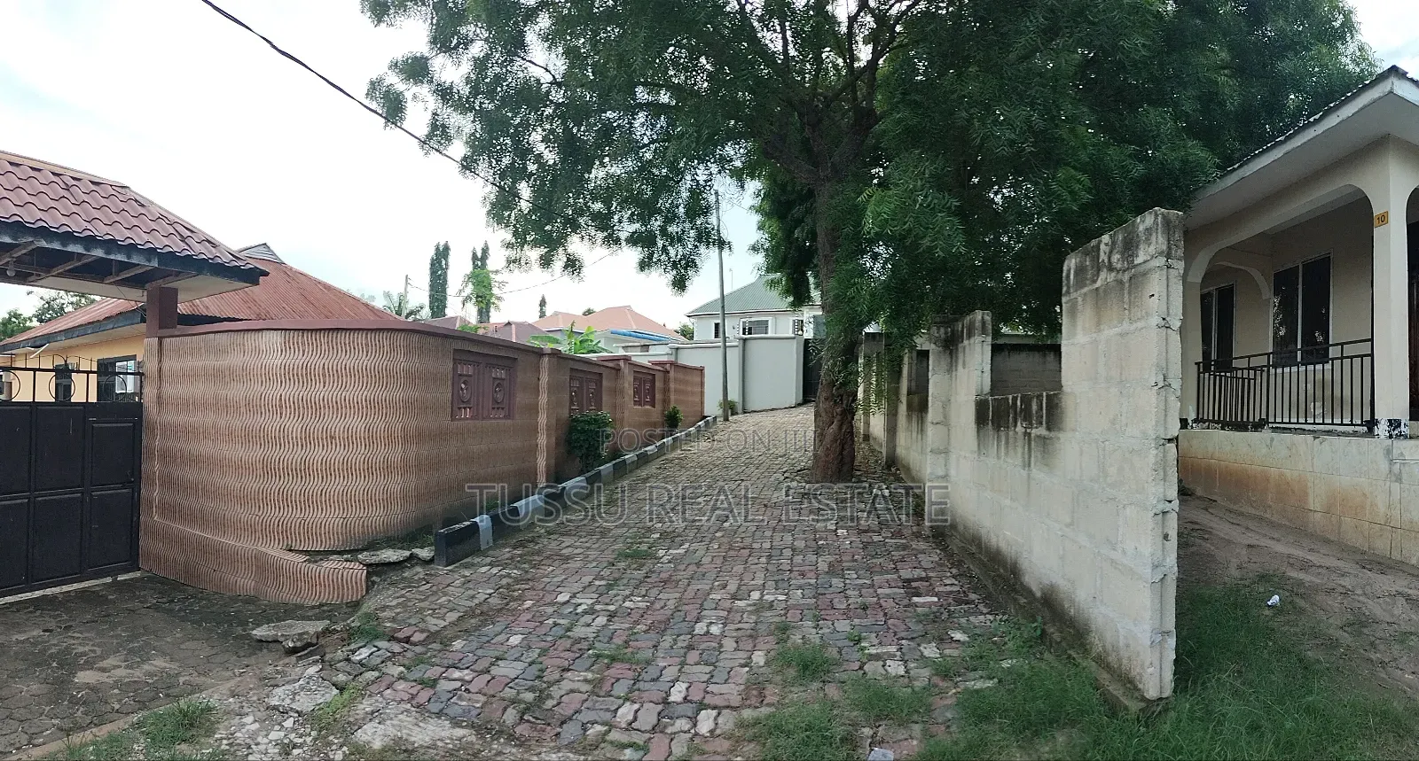 2bdrm Apartment in Magorofani Rd, Ilala for sale