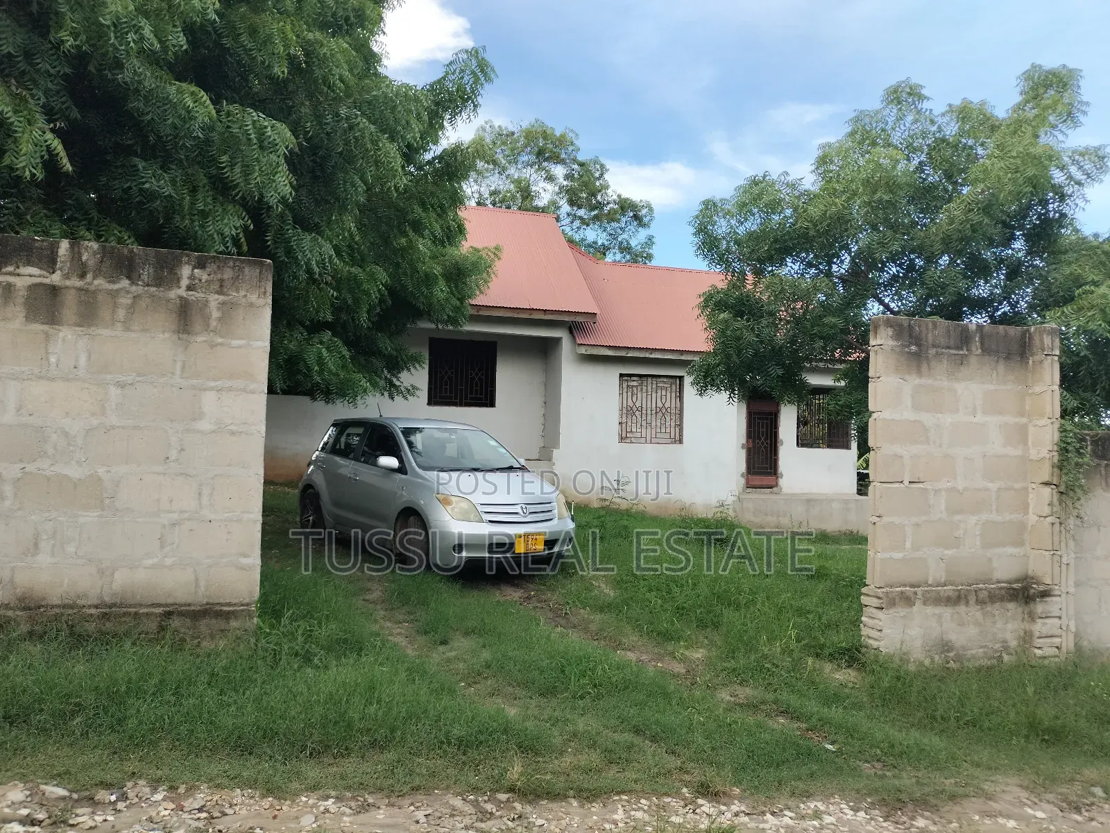 2bdrm Apartment in Magorofani Rd, Ilala for sale