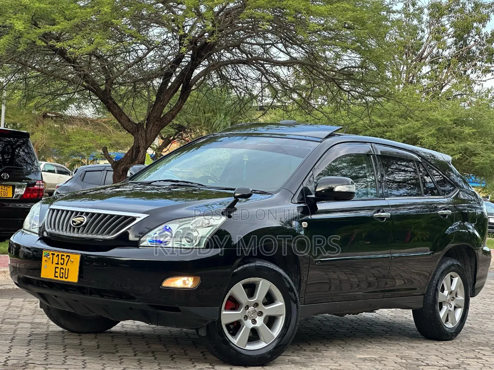 Toyota Harrier 2.4 2007 Black