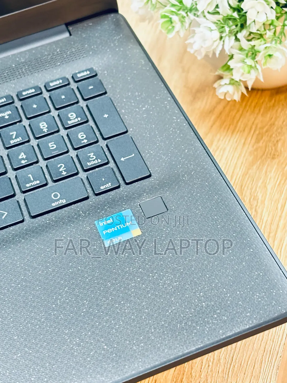New Laptop HP 17-3000 16GB AMD SSD 256GB