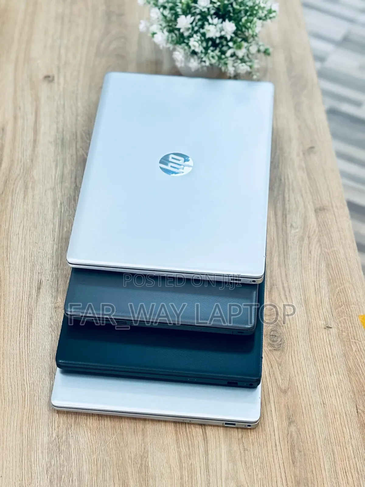 New Laptop HP 17-3000 16GB AMD SSD 256GB