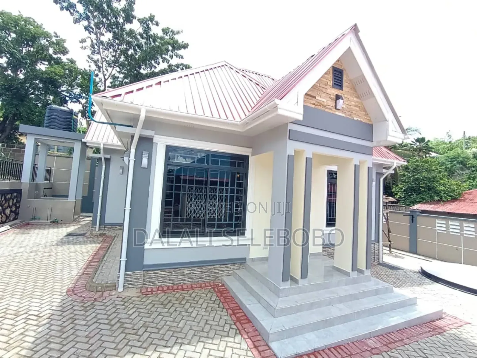 2bdrm Apartment in Kimara Stop Over for rent