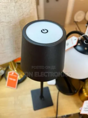 Magic Stand Wireless Speaker