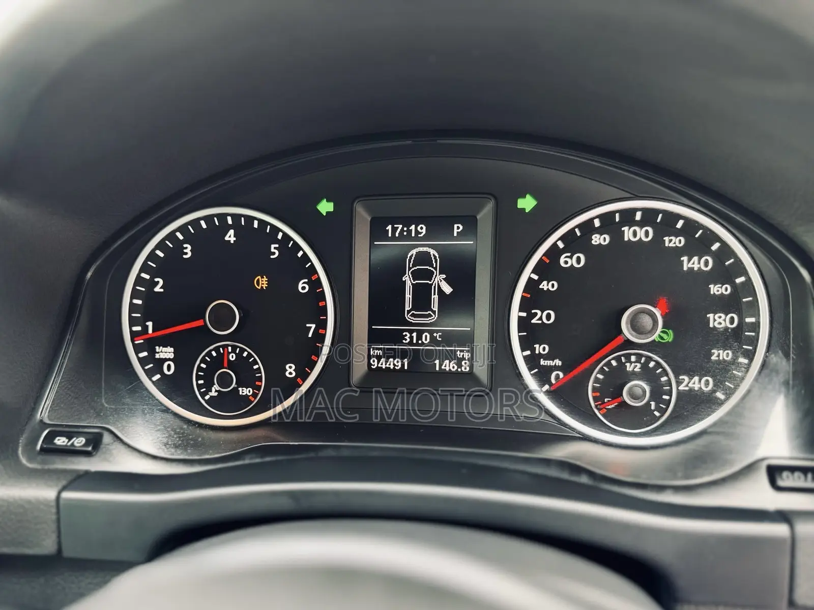 Volkswagen Tiguan 2012 Black