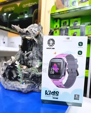 4-14 Year Old Kids Dual Camera Touchscreen Smart Watch