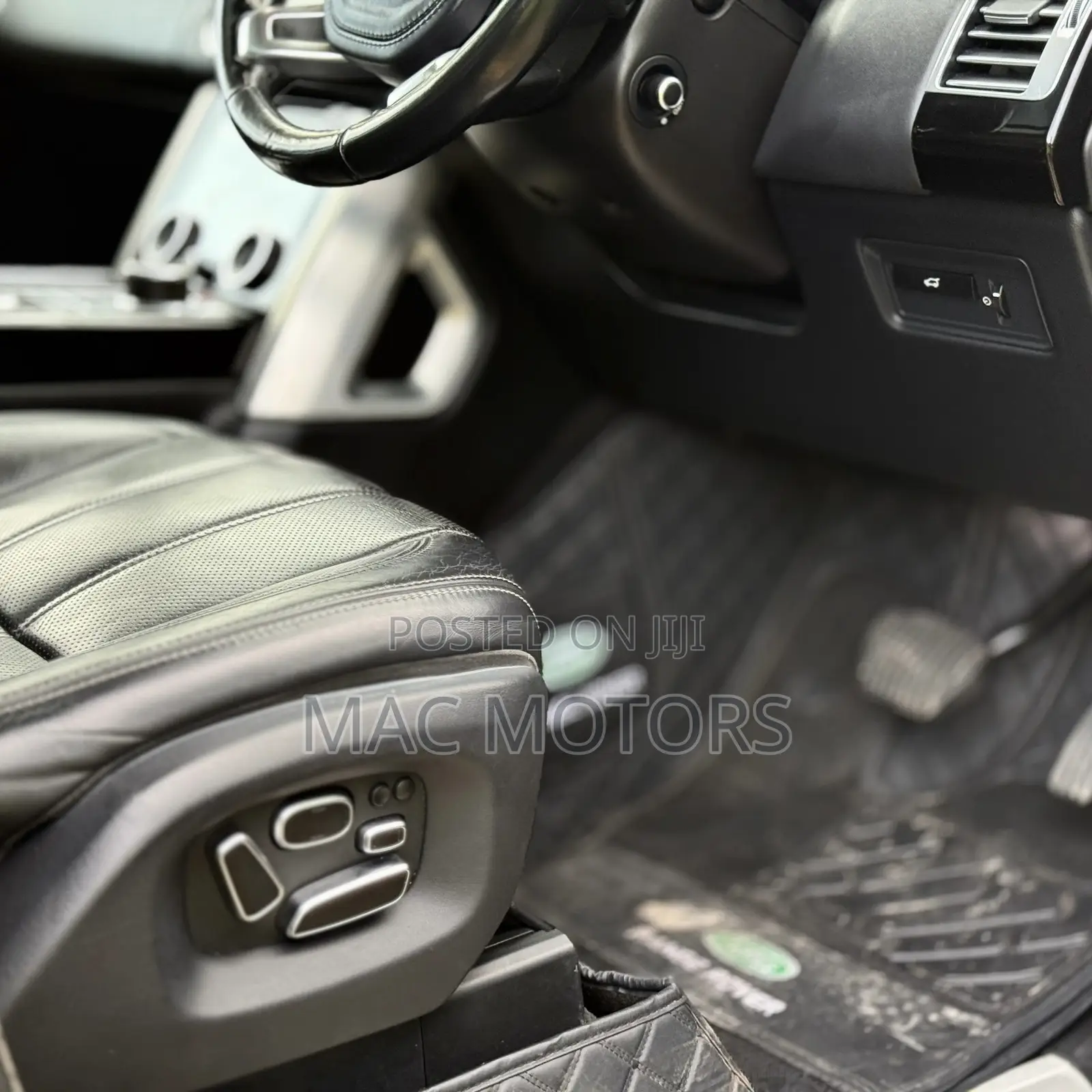 Land Rover Range Rover Vogue 2015 Black