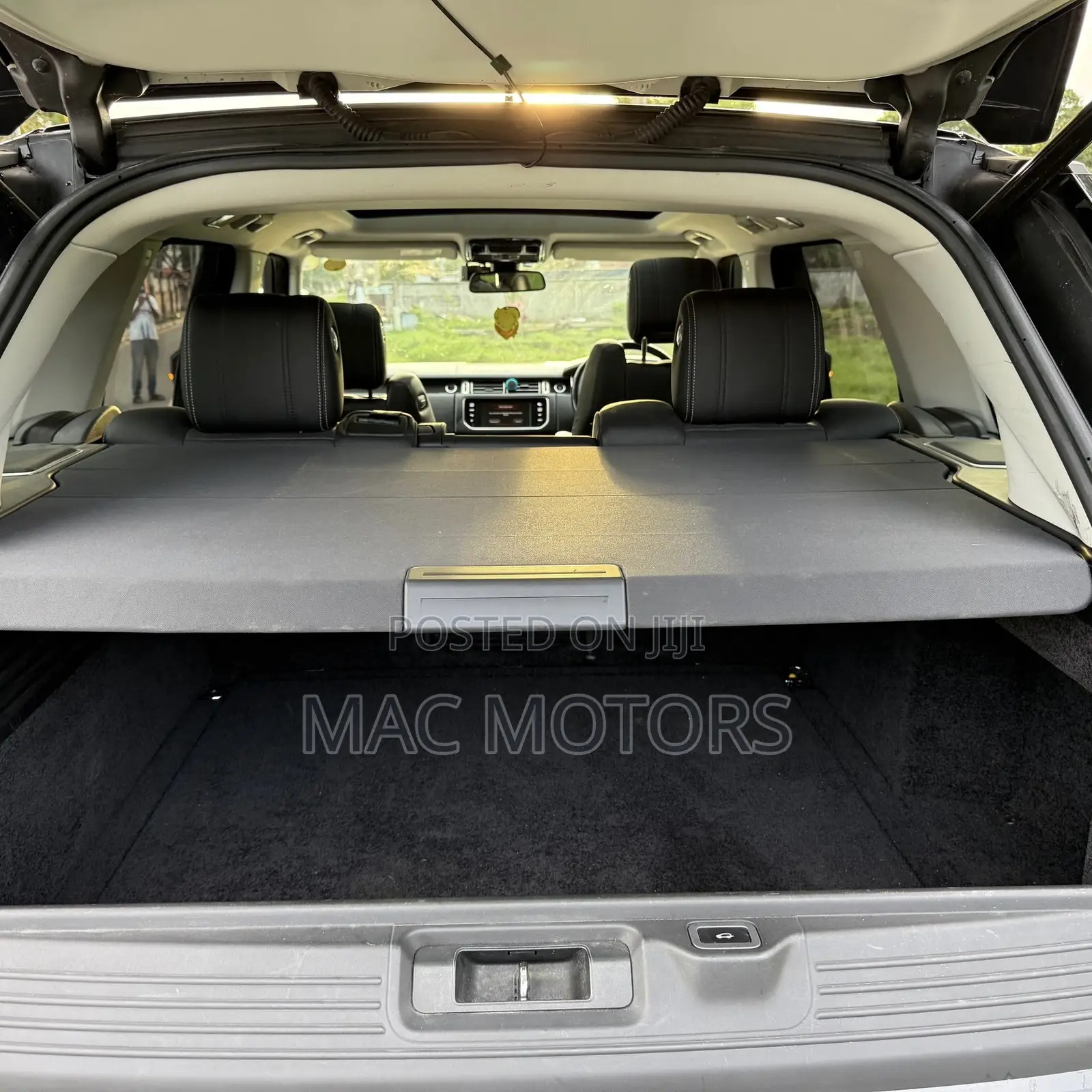 Land Rover Range Rover Vogue 2015 Black