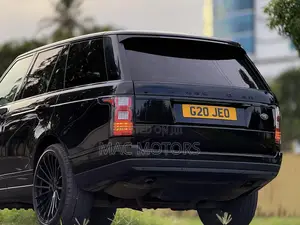 Land Rover Range Rover Vogue 2015 Black