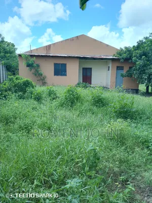 Eneo La Kibiashara+ Nyumba Linauzwa Milioni 500 Mkolemba.