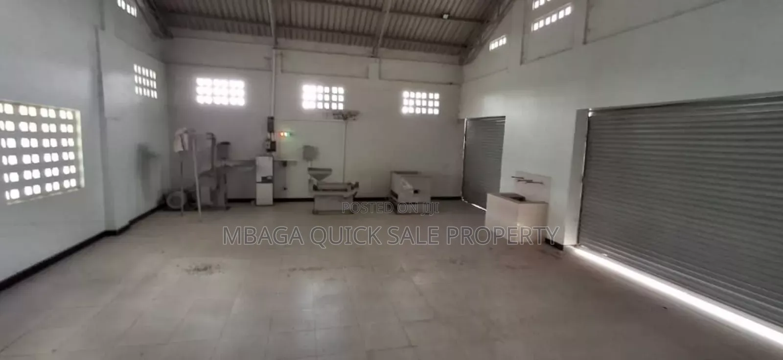 Godown for Rent at Madale