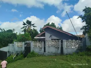9bdrm Apartment in Kibamba Kwa Mangi, Kinondoni for sale