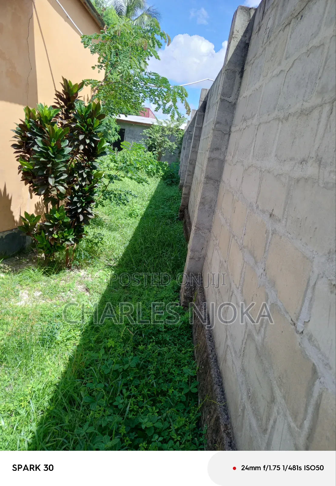 Eneo Sqmita/3000+Nyumba Linauzwa Ml 500 Ukonga Mkolemba.