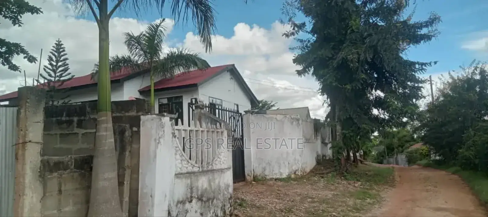 3bdrm House in Mbezi Mpiji, Kinondoni for sale