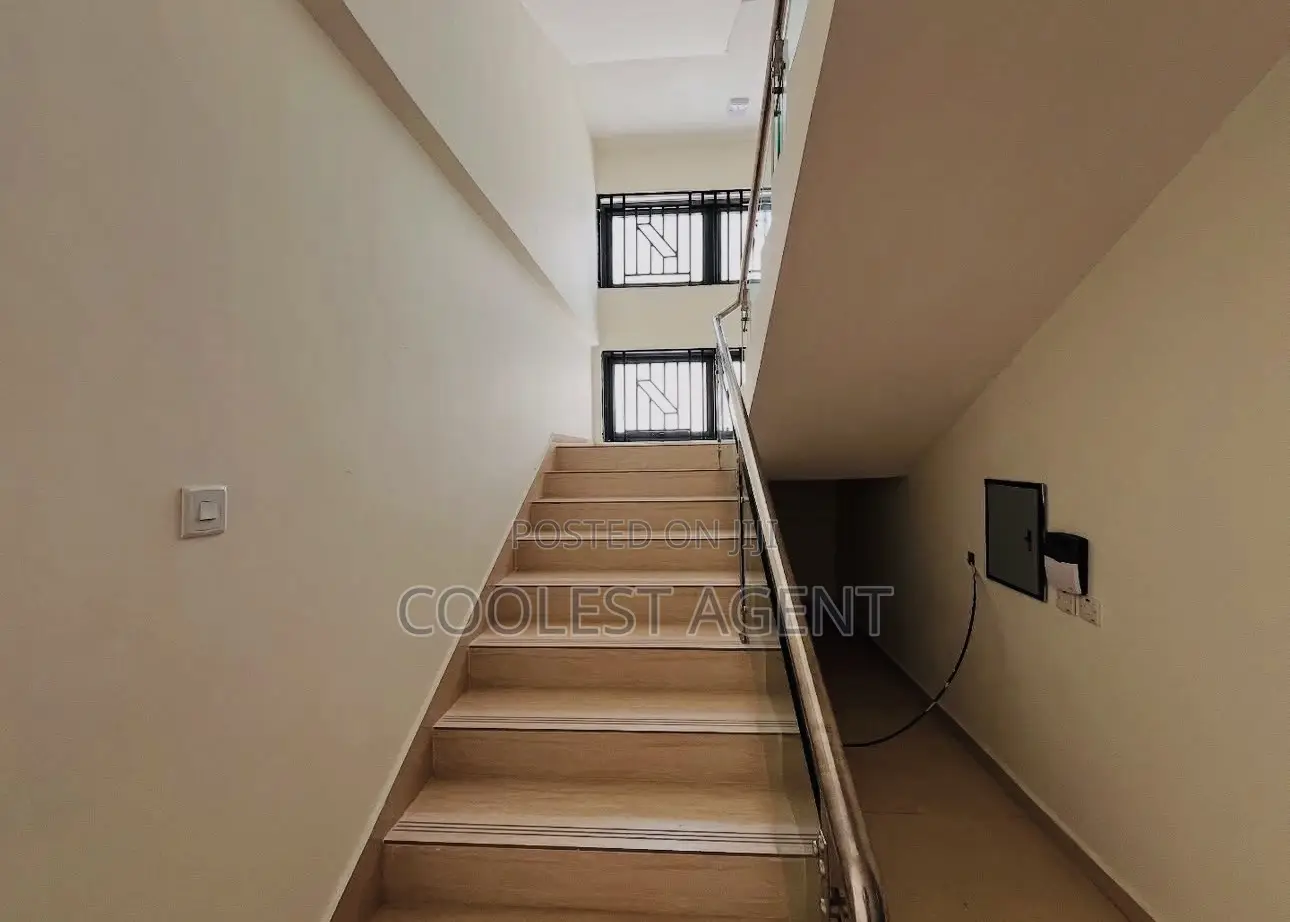 5bdrm Villa in Masaki, Kinondoni for rent