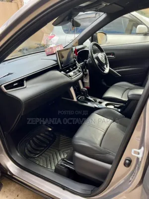 Toyota Corolla Cross 2021 Silver