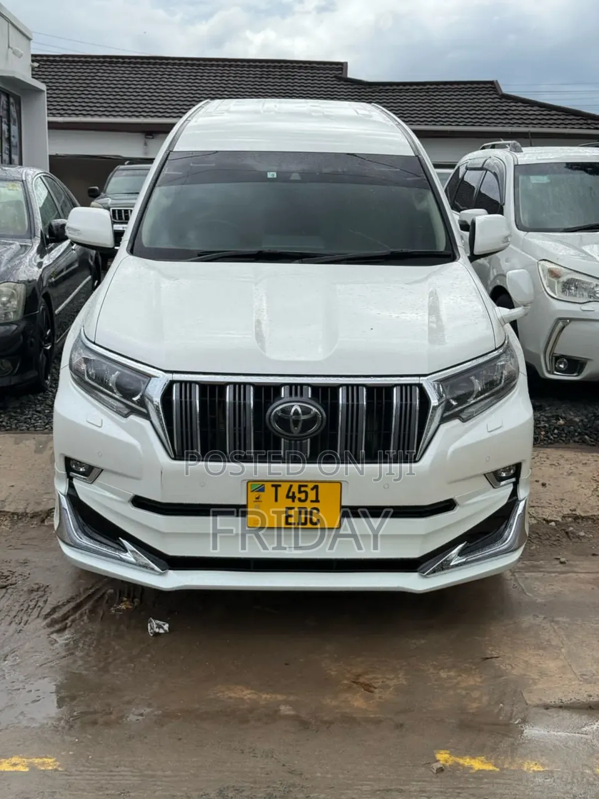 Toyota Land Cruiser Prado 2022 White