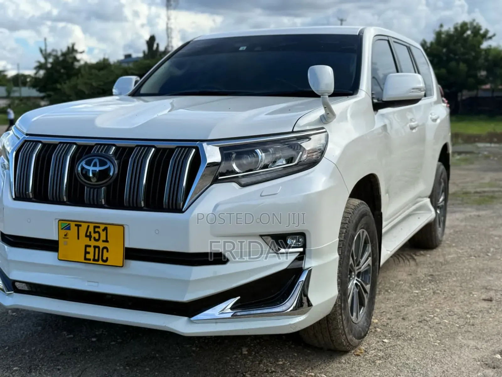 Toyota Land Cruiser Prado 2022 White
