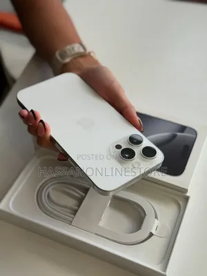 New Apple iPhone 16 Pro Max 256 GB White