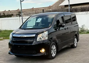 Toyota Noah 2009 Black