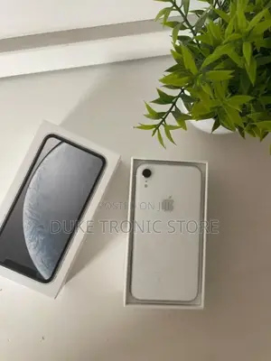New Apple iPhone XR 64 GB White