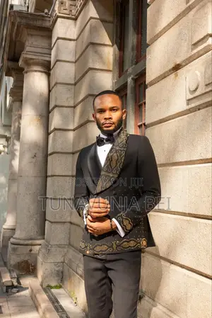 Quality Best Suit / Best Material