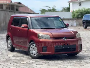 Toyota Corolla Rumion Hatchback 1.5 FWD 2008 Red