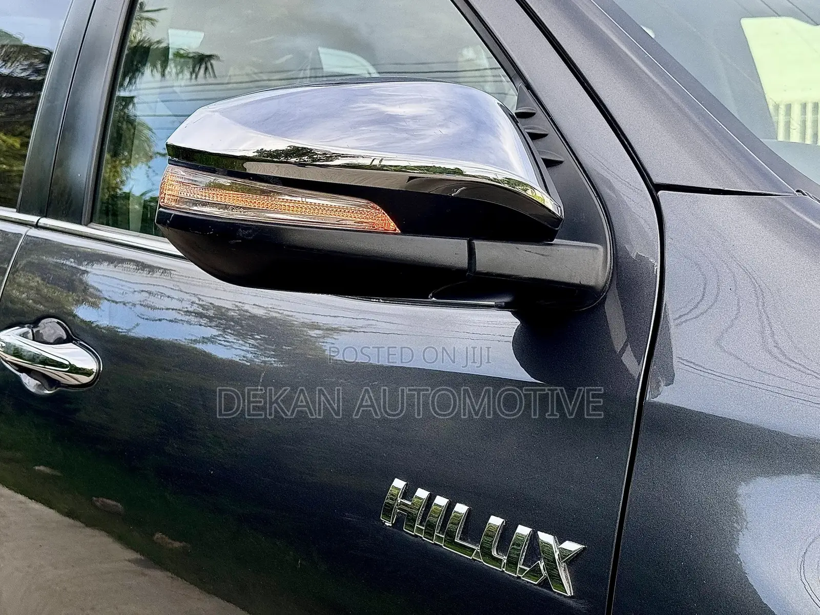 Toyota Hilux 2023 Gray