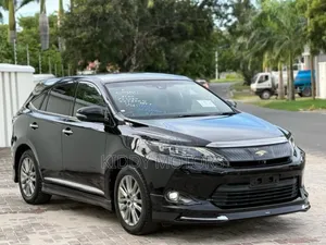 Toyota Harrier 2.0 4WD 2015 Black