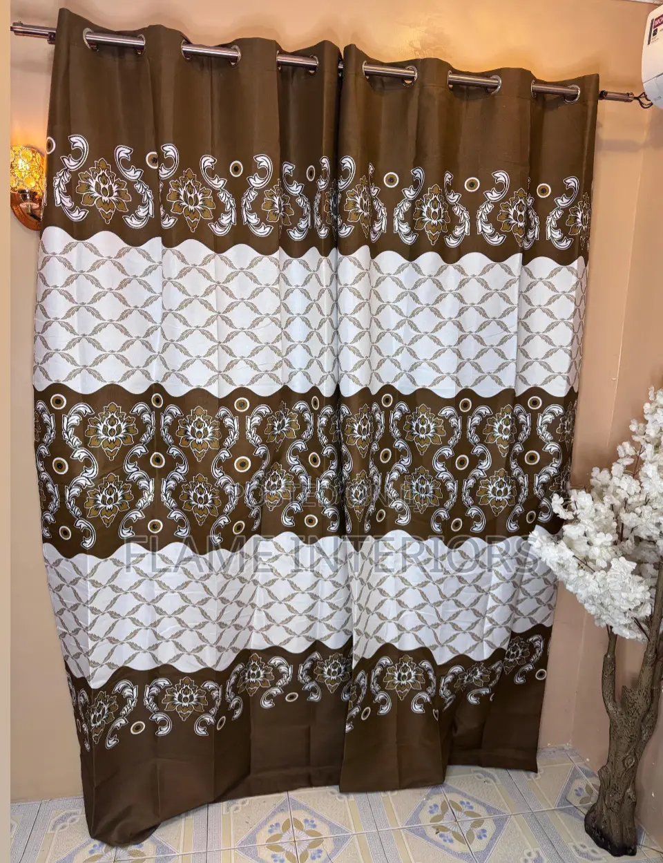 Mapazia/ Curtains (Chambuu)