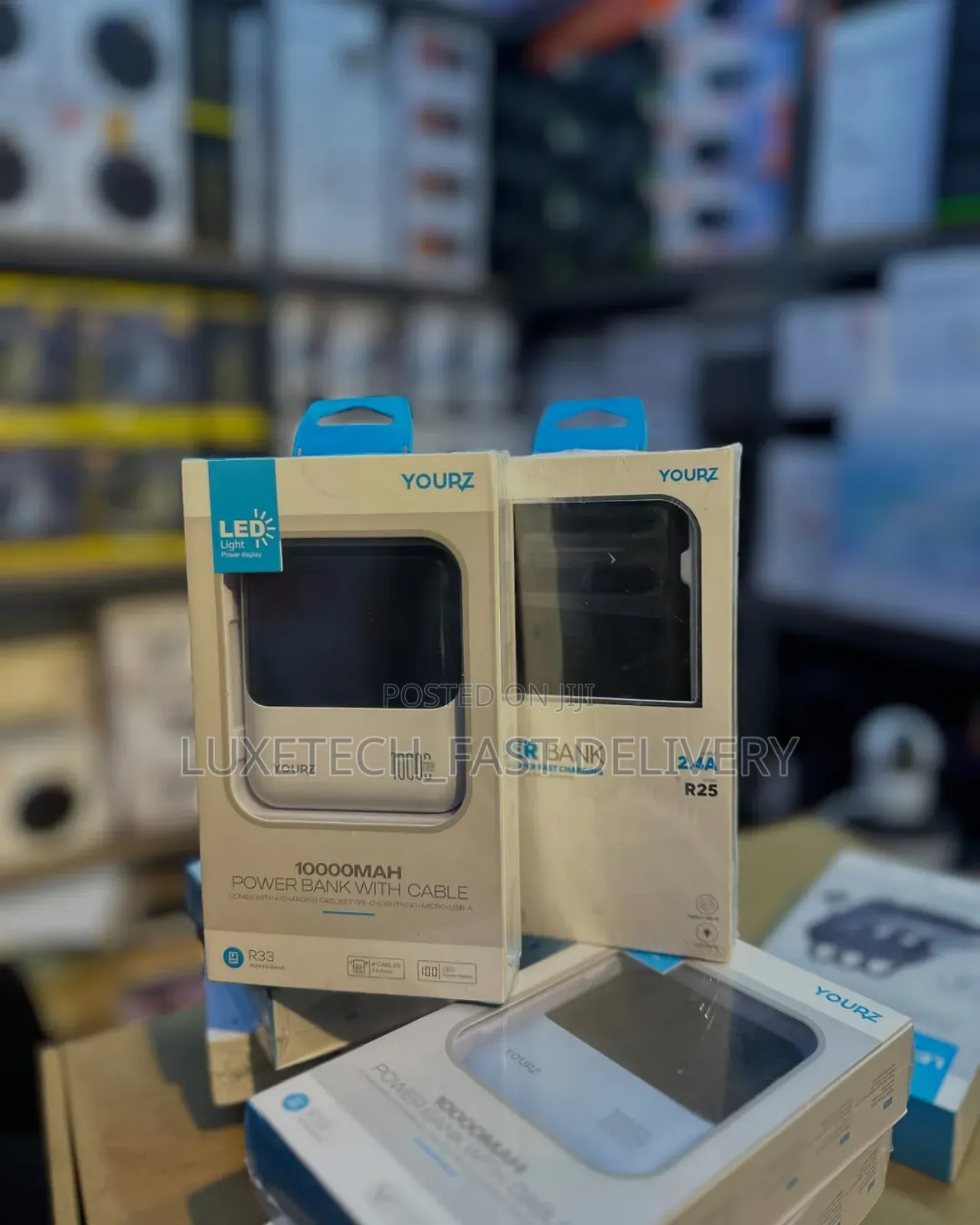 Yourz R33 10000mah Power Bank With Built-in Charging Cables