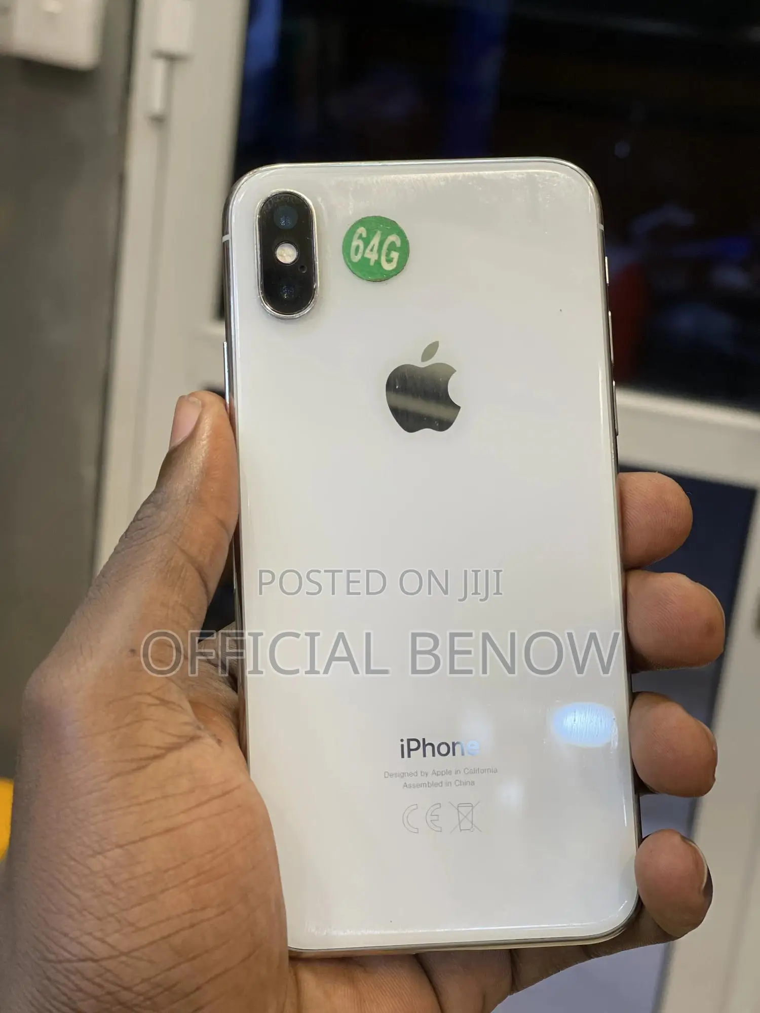 Apple iPhone X 64 GB White
