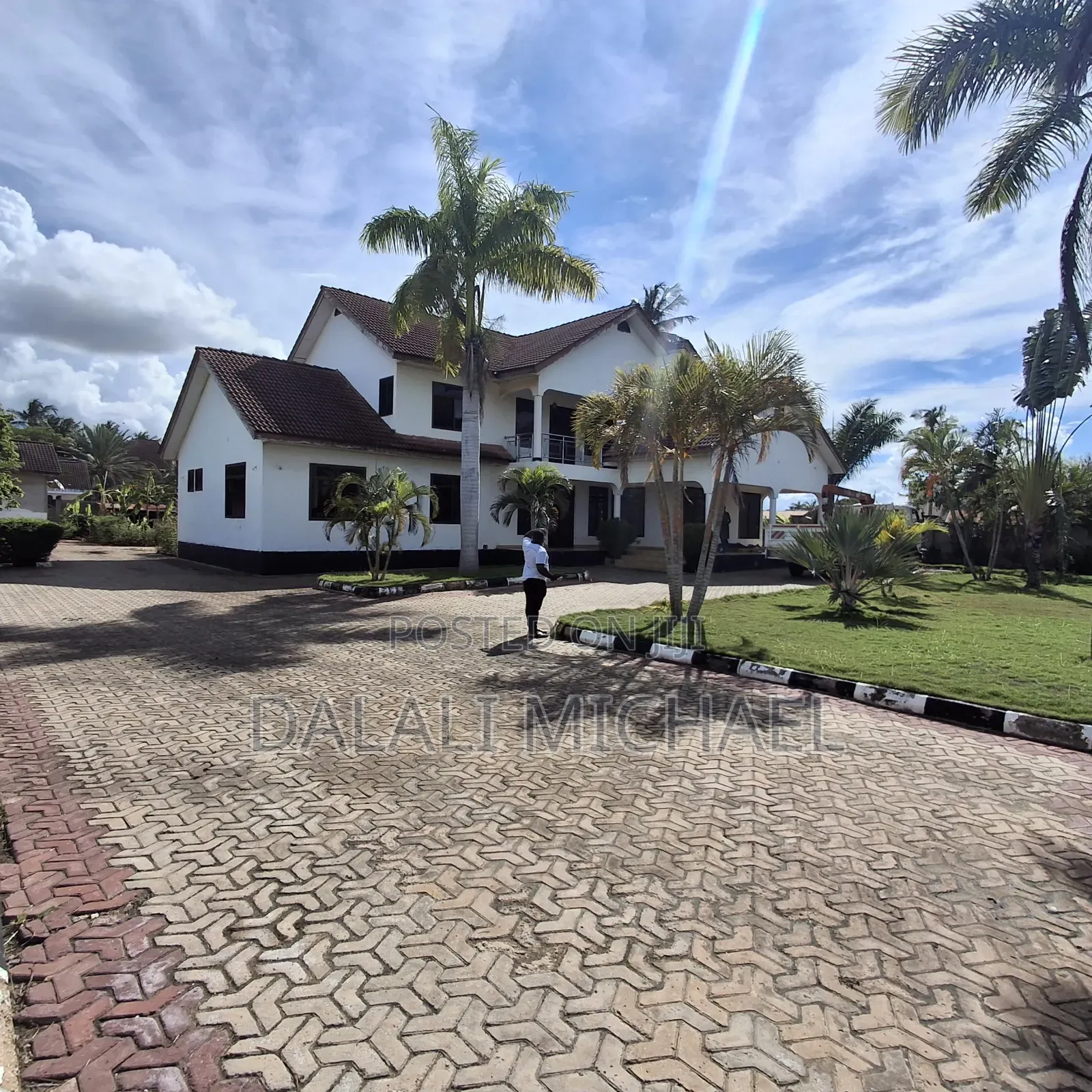 6bdrm House in Bahari Beach, Kunduchi for sale