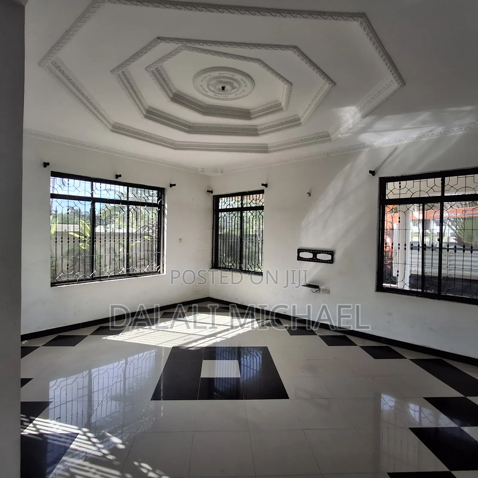6bdrm House in Bahari Beach, Kunduchi for sale