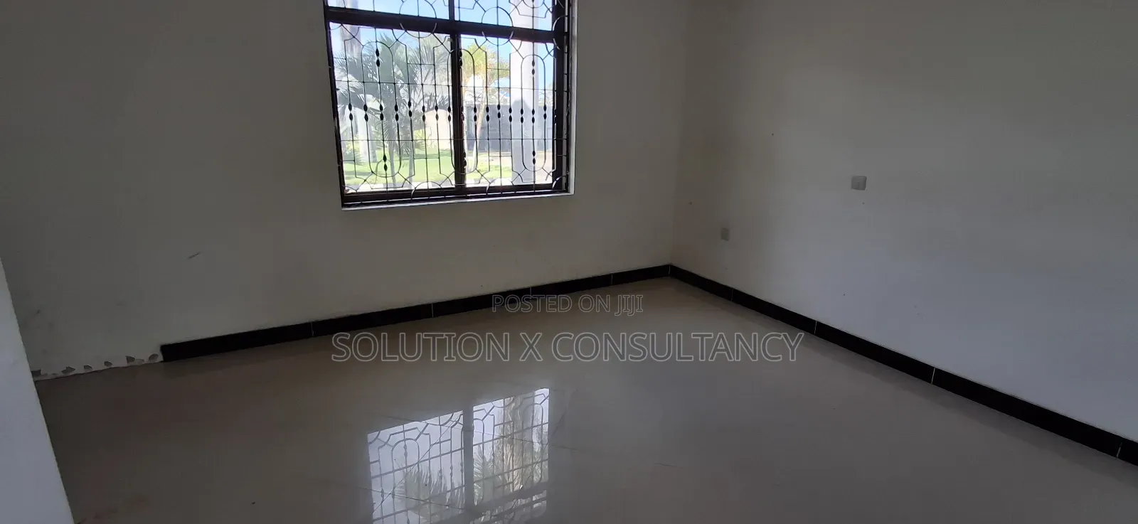 6bdrm House in Kunduchi for sale