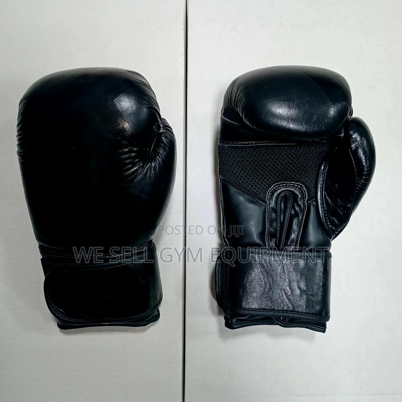 Boxing Groves Pair