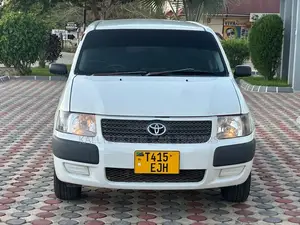 Toyota Succeed 2005 White