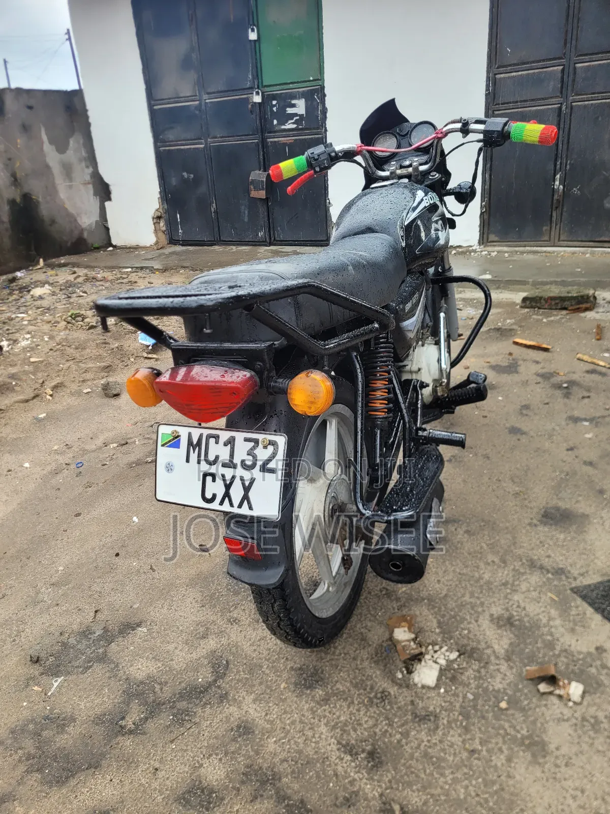 Bajaj Boxer X125 2024 Black