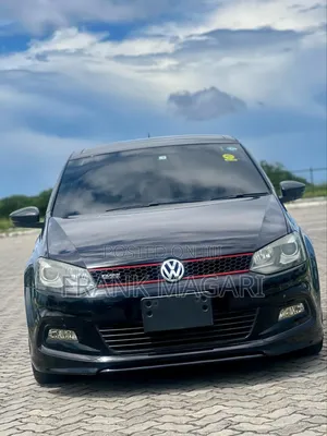 Volkswagen Polo 2011 Black