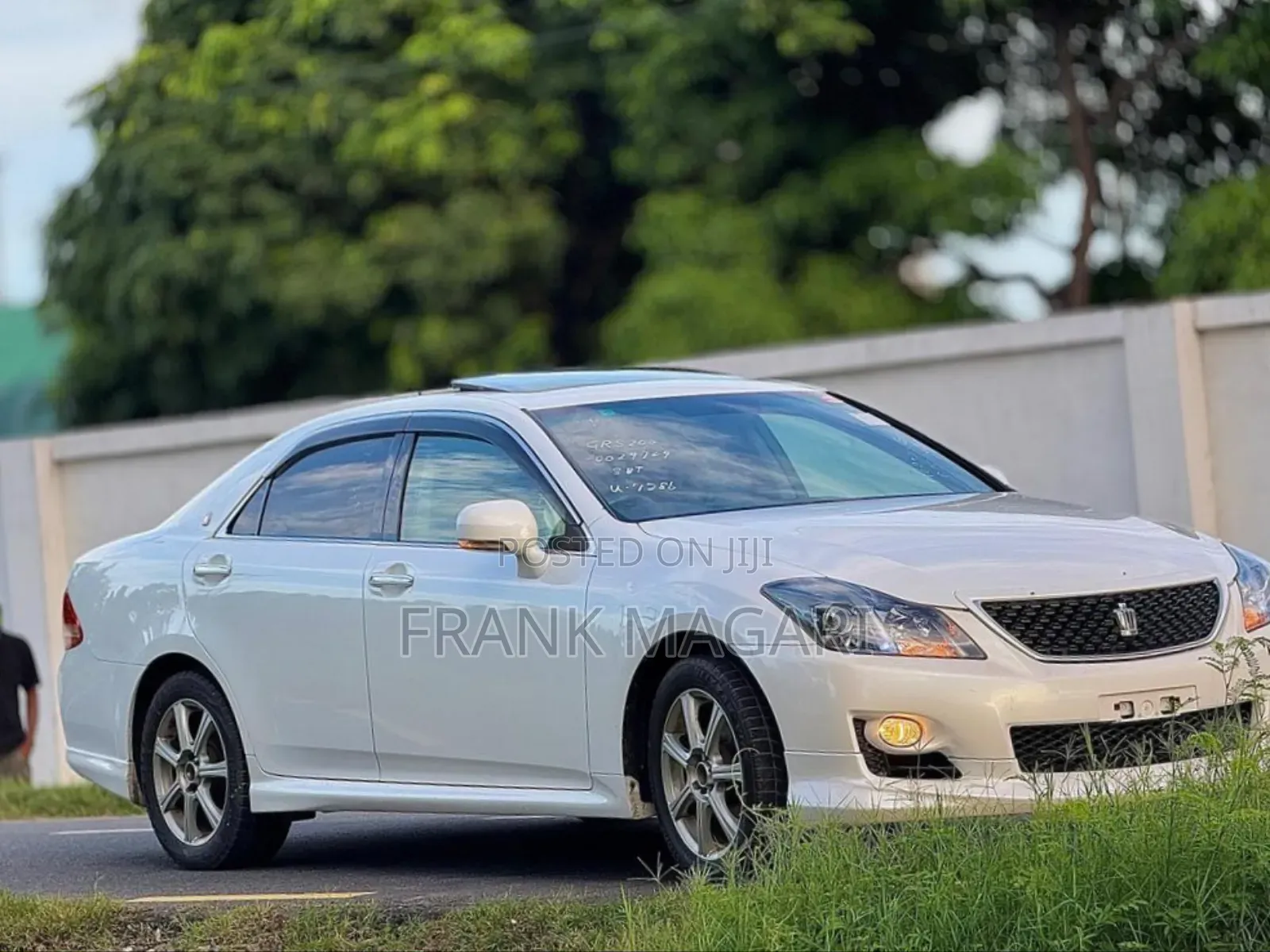 Toyota Crown 2009 White