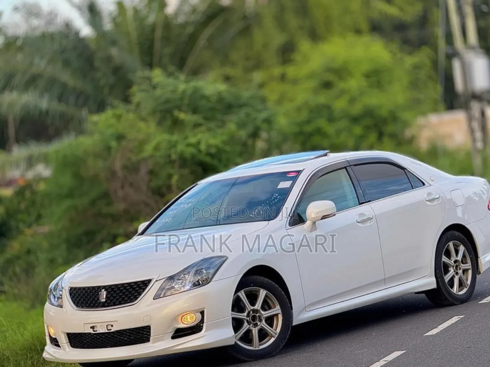 Toyota Crown 2009 White