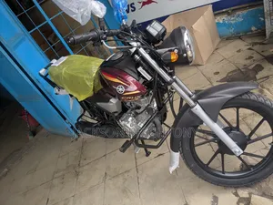 New Yamaha Crux 2025 Blue