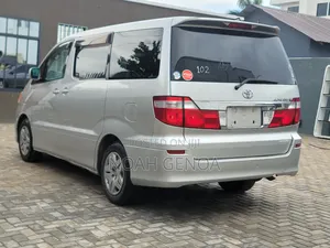 Toyota Alphard 2.4 Petrol AWD 2004 Silver
