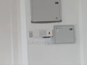 Showroom/Office on Gf for Rent in the Peninsula