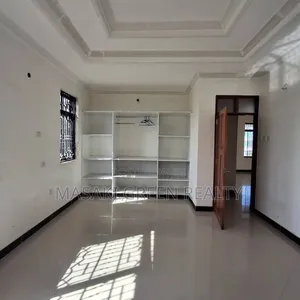 6bdrm House in Bahari Beach Estate, Kinondoni for sale