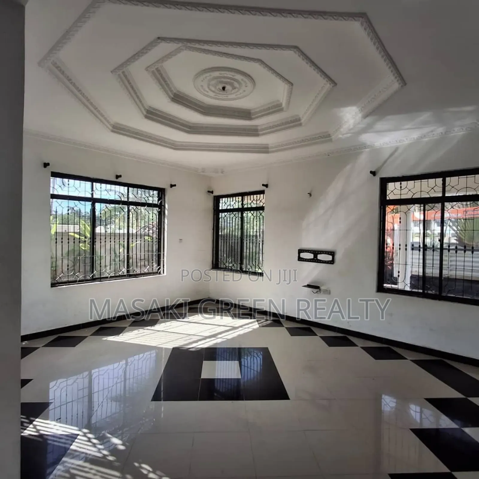 6bdrm House in Bahari Beach Estate, Kinondoni for sale