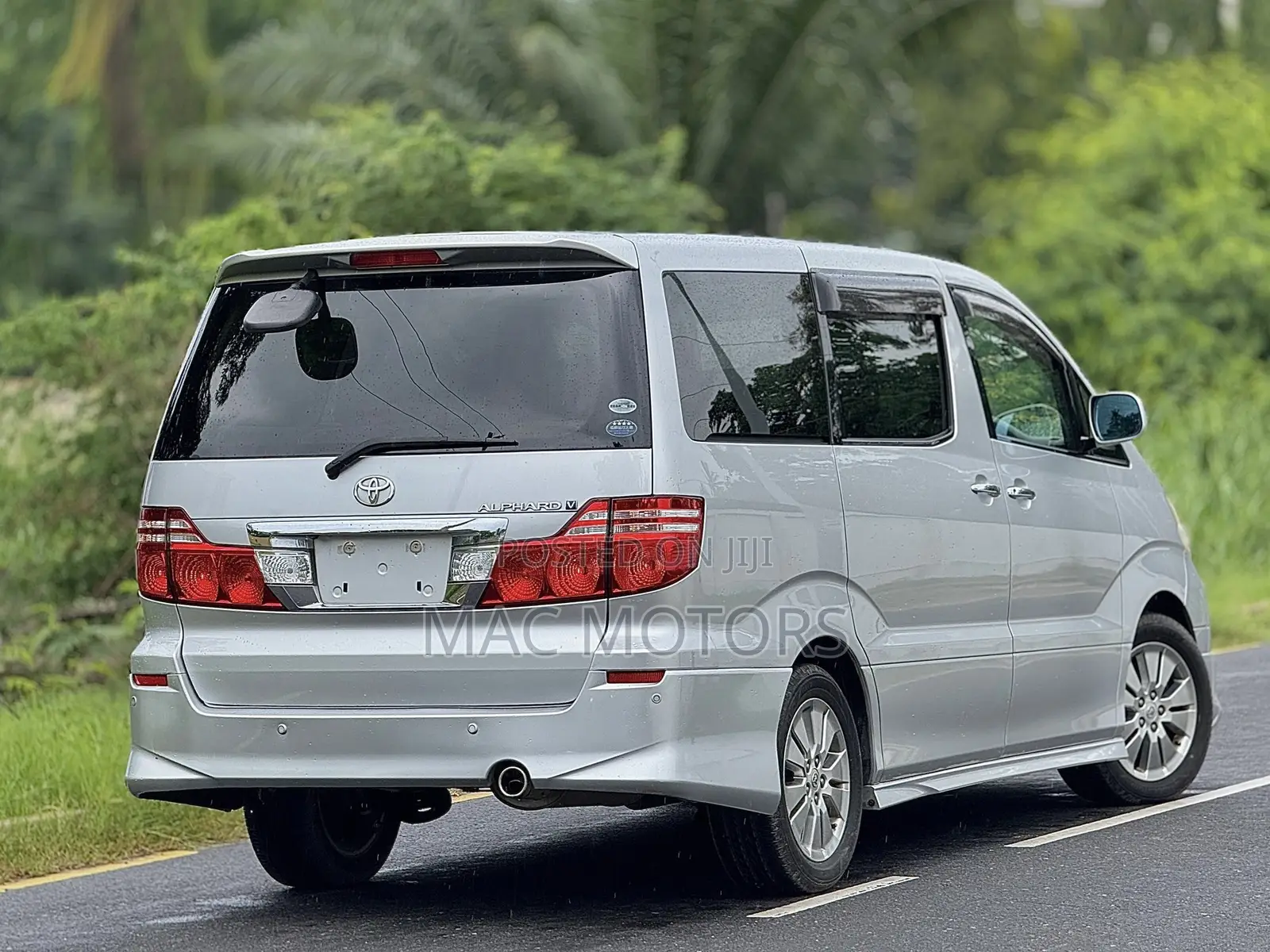 Toyota Alphard 2007 Silver