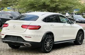 Mercedes-Benz GLC-Class 2018 White
