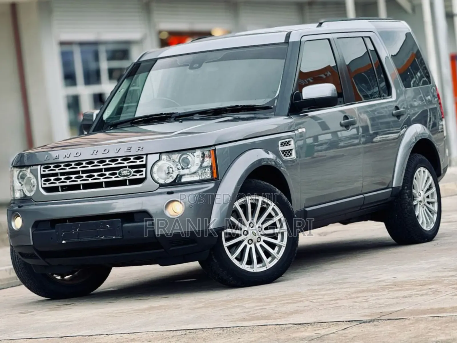 Land Rover Discovery 2013 Gray